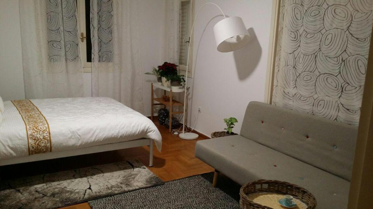 Rooms In Central Афіни Екстер'єр фото